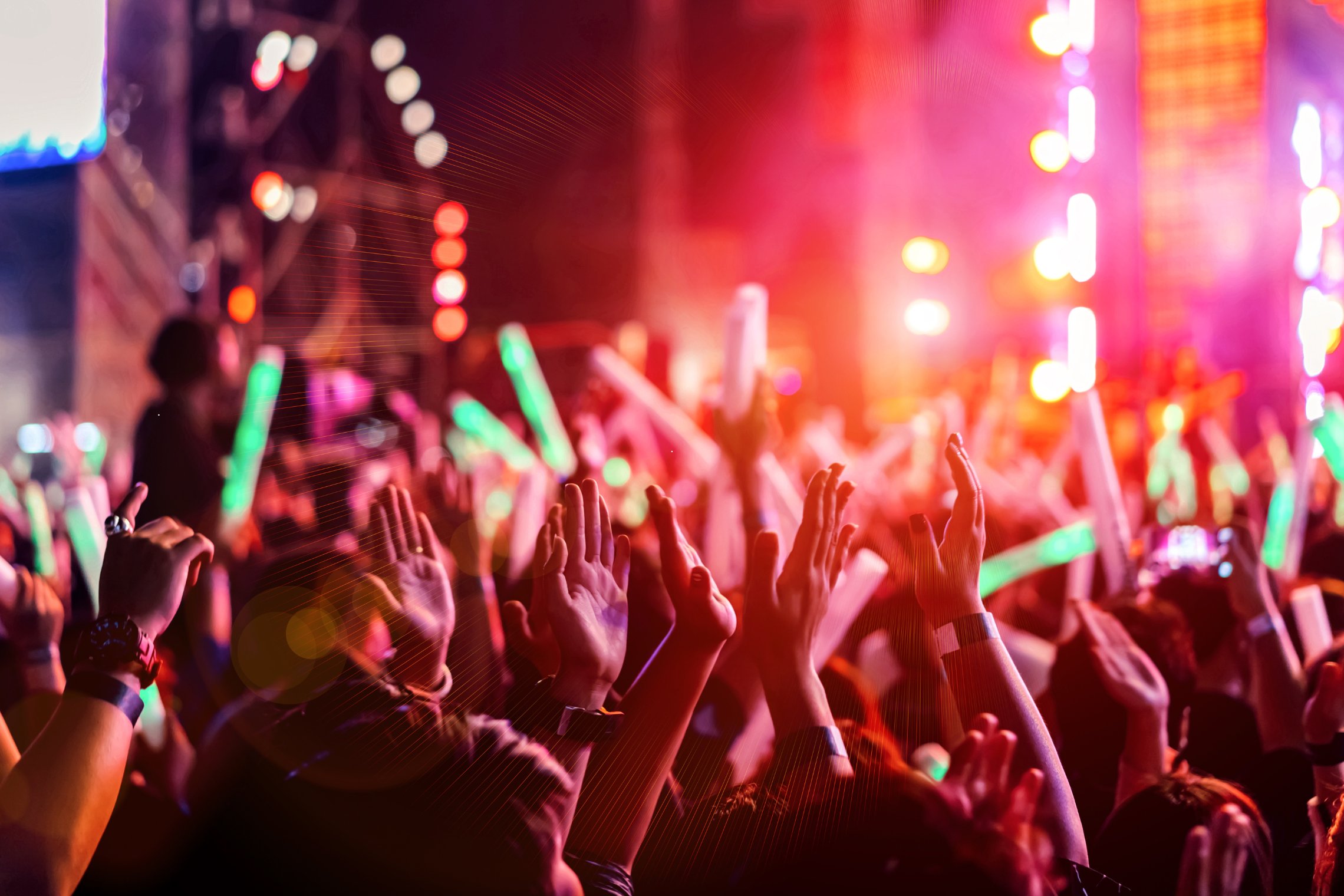Festivalio publika prie scenos (asociatyvi nuotrauka)