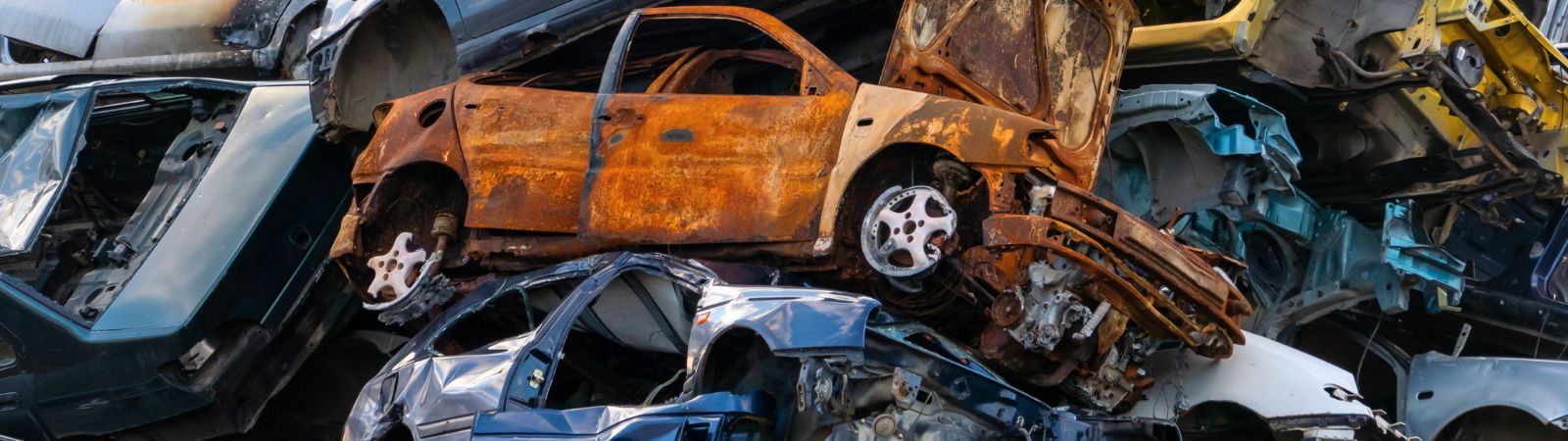 Automobilių utilizavimas (iliustracija